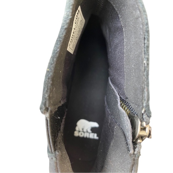 Sorel Black side zipper leather boot size 9.5 like new - Picture 7 of 9